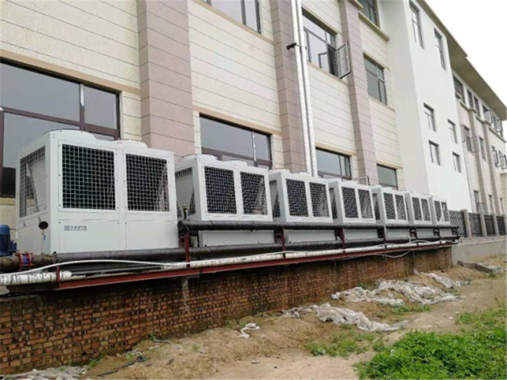 空气源热泵供暖